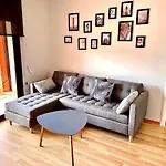 Seahomes Vacations, Fenals Beach&Chic, Pk, Top Apartment Full Equipped